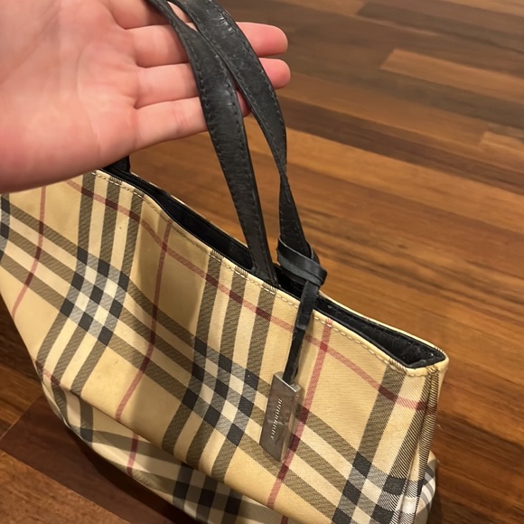 Burberry Small Tote - Picture 5 of 9